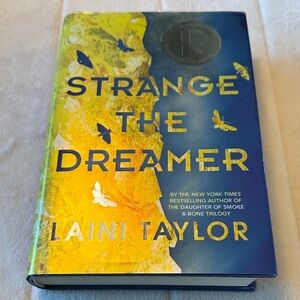 Strange the Dreamer Hardcover Book Laini Taylor
